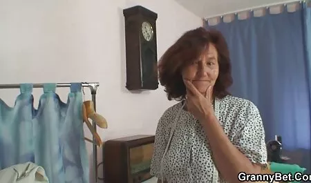 Îmbrăcat bărbați albi filmexxx cu negrii trezesc fata asta pentru sex fierbinte