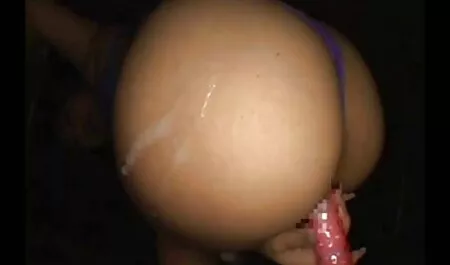Blonda drăguț așezat pe un filmexxx hd penis dolofan
