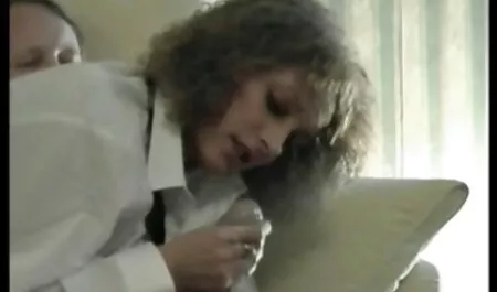 În filmexxx cu negrese lateral, apoi crustaceele