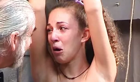 Se întinde filmexxx noi fundul femeii