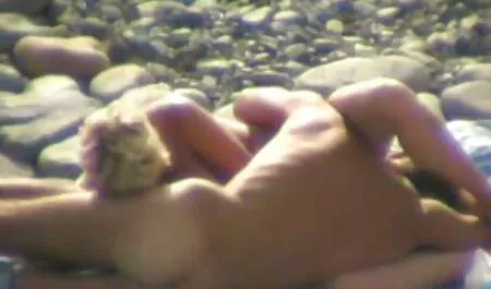Teen rusă adolescent filmexxxxxx o excitat zelos prieten