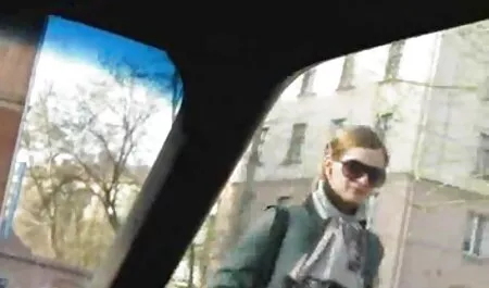 Tarfa filmexxx cu mame bruneta a fost de acord sa faca sex dur cu clientii