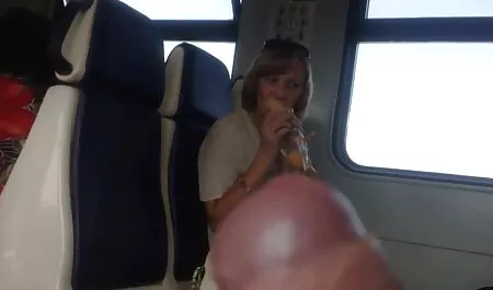 Eva îi place să dea între sânii și se taie fllmexxl