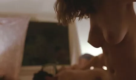 Anal filmexxx pentru adulti transportă pasagerii la extaz