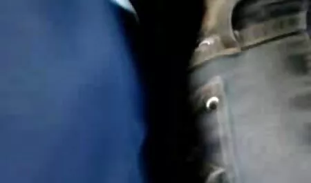 Un filmexxx cu zoofili bărbat ia de pe menajera pentru sex anal