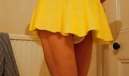 Fata Sexy suge pula senzual . filmexxx cu fete virgine