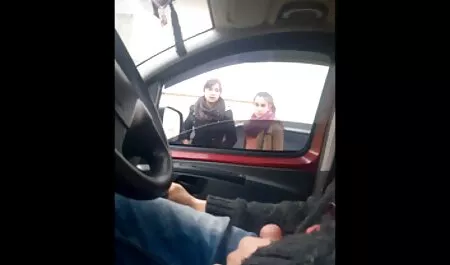 Interesant soț filmexxx virgine soție tânără în baie
