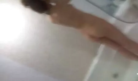 Desfrâul filmexxx cu virgine cu doi studenți fierbinte