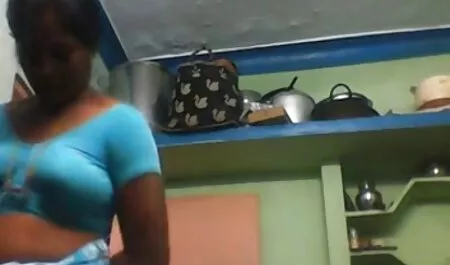 A reușit să înlăture filmexxx in familie bibliotecarul