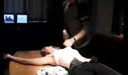 Lesbiene seduce filmexxx in grup fotograf în analsex