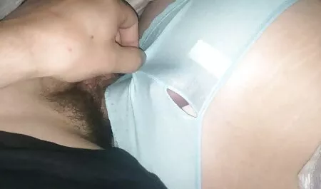 Pubian femeie care filmexxx cu soacre se încadrează