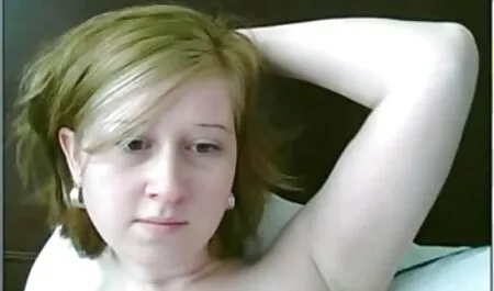 Petrecere filmexxx cu viol pe canapea